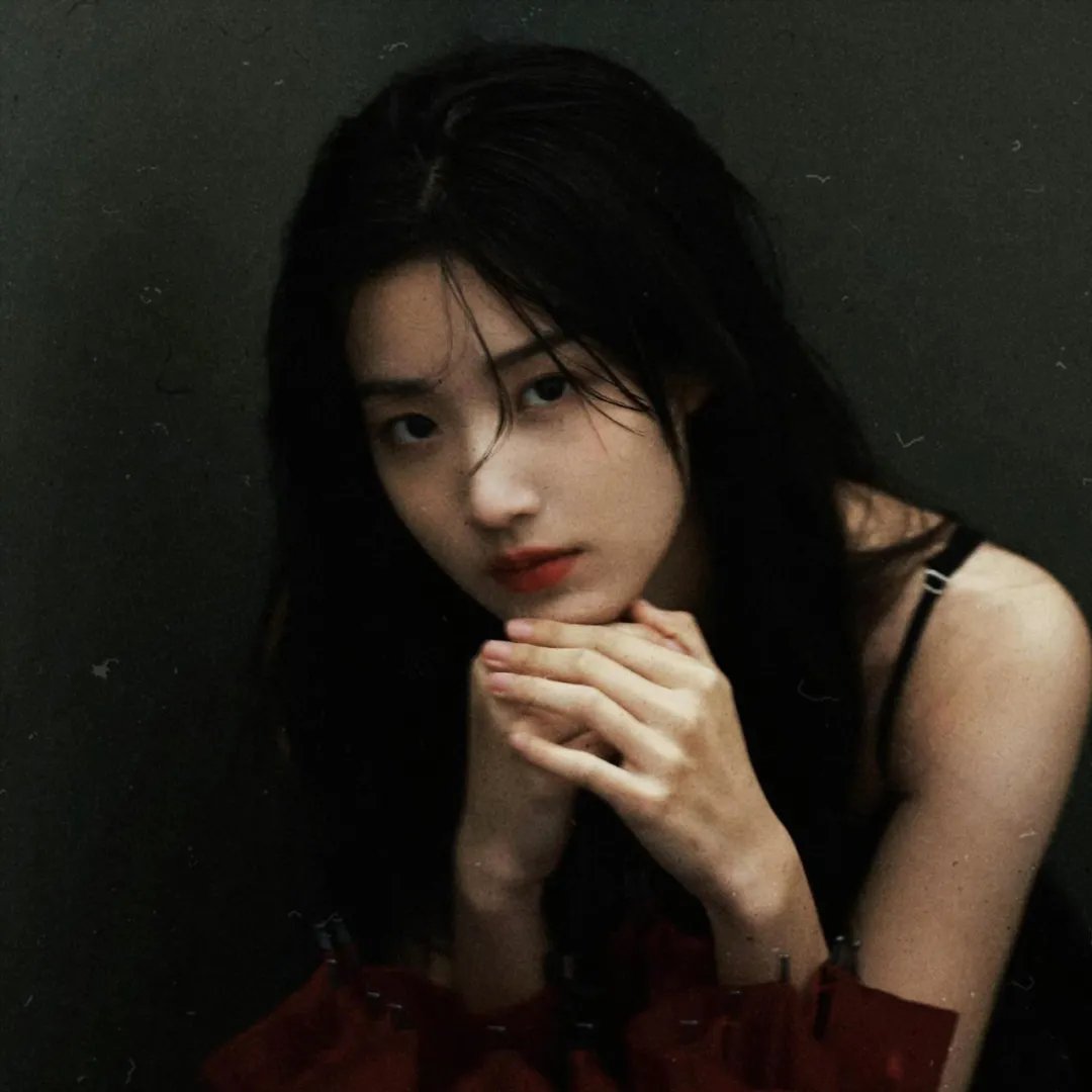 巨蛇闯女校